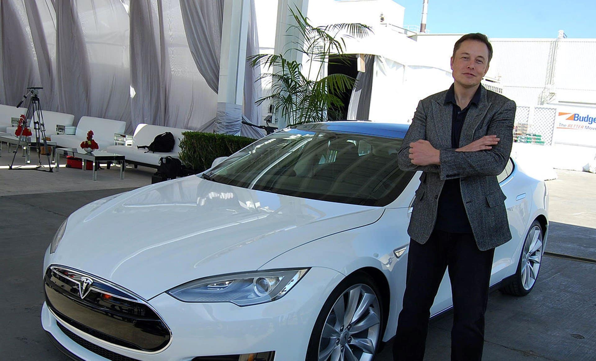 Tesla Business Model - The Tesla Car With Elon Musk